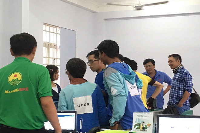 Uber sáp nhập Grap - hàng trăm tài xế Uber “ Đầu quân” cho Mai Linh Bike