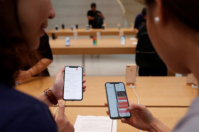 iPhone X Plus 2018 6,5 inch có kích thước tương đương iPhone 8 Plus