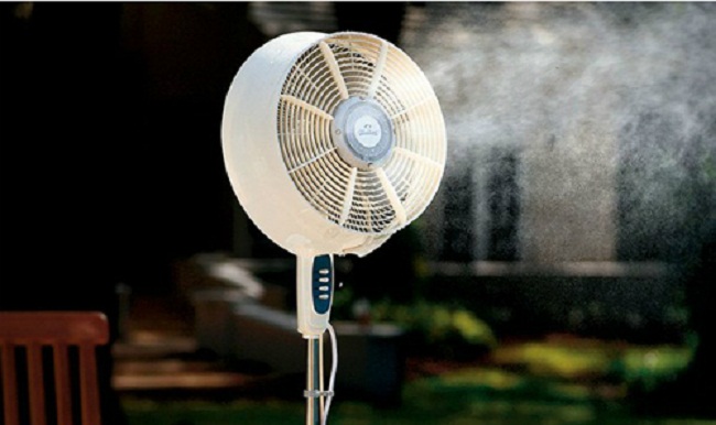 Lựa chọn quạt phun sương hay quạt điều hòa cho mùa nóng