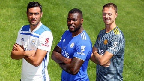 Tỉ phú Thái Lan đưa Bia Sài Gòn đến giải Ngoại hạng Anh