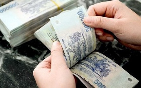 Để tiền không kỳ hạn trong tài khoản ngân hàng nào đang có lợi nhất?