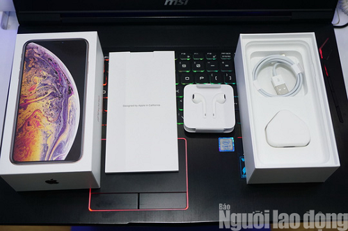 Điện thoại iPhone XS MAX giá 68 triệu đồng đã về Việt Nam
