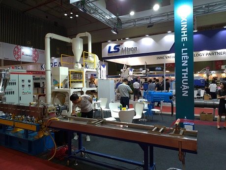 VietnamPlas 2018 thu hút 520 doanh nghiệp tham gia chính thức khai mạc