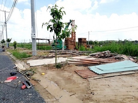 Ai chống lưng cho DKRA Việt Nam và Hai Thành Group bán “chui” hàng ngàn sản phẩm tại dự án Saigon Village?