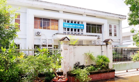 Cảnh cáo trưởng phòng giáo dục có dấu hiệu lạm quyền