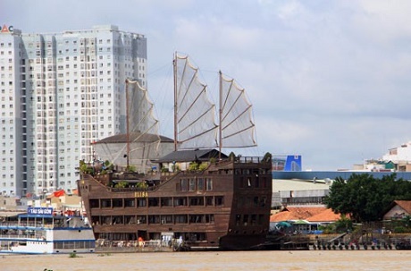 Gỡ khó cho du lịch đường sông