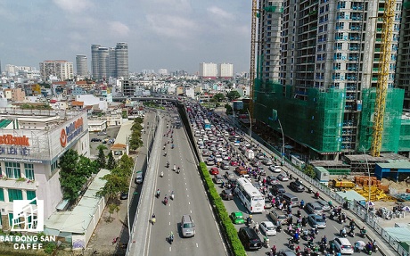 Doanh nghiệp địa ốc liệt kê hàng loạt khó khăn và