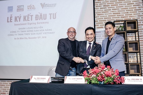 Lễ ký kết giữa Shark Louis Nguyễn với Công ty TNHH Nông sản Hoa Nắng và Công ty TNHH Thương mại Dịch vụ Sản xuấn VIETSWAY