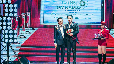 Người mẫu được yêu thích nhất 2018: Xướng tên siêu mẫu Nam Phong