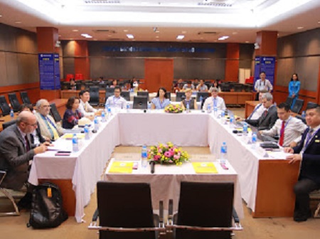 Nâng cao năng lực của các tổ chức giáo dục thông qua các chương trình hợp tác với các doanh nghiệp