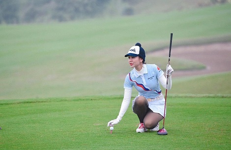 Á hoàng Golf Queen Hải Anh dành giải Nhất bảng Nữ trong giải Golf Kremlin Cup 2019