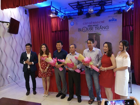 Yêu thương lan tỏa cùng đêm nhạc thiện nguyện Blouse Trắng với chủ đề 