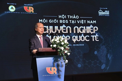 Đa số nhà môi giới BĐS chưa có chứng chỉ hành nghề