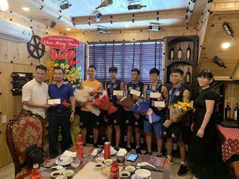 Công ty Phú Hồng Thịnh đồng hành cùng tuyển Muay Thái MMA FIGHT ACADEMY