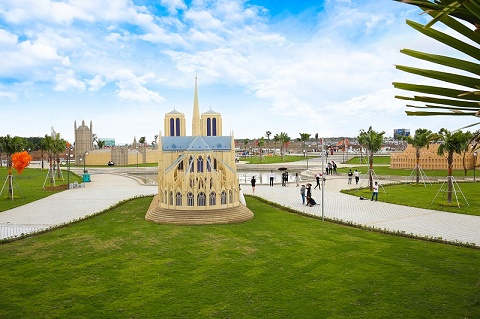 Lý do gần 100% nền Cát Tường Phú Hưng “bán đứt” sau 8 tháng ra mắt