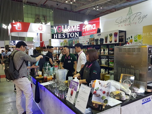 Khai mạc triển lãm quốc tế công nghệ cửa hàng và nhượng quyền thương hiệu