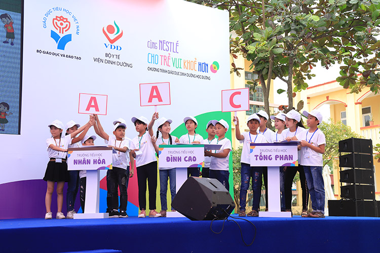 Nestlé cho trẻ vui khỏe hơn với chương trình giáo dục dinh dưỡng học đường