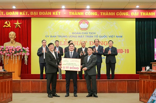 HUNG THINH CORP ỦNG HỘ 5 TỶ ĐỒNG HỖ TRỢ CÔNG TÁC PHÒNG CHỐNG DỊCH COVID-19