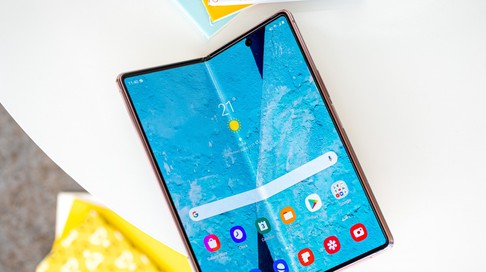 Smartphone màn hình gập của Oppo, Vivo, Xiaomi và Google sẽ ra mắt trong năm 2021