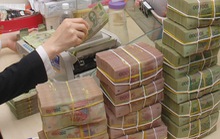 Thống đốc yêu cầu tiếp tục miễn giảm phí, lãi vay… hỗ trợ doanh nghiệp