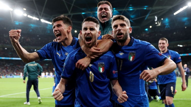 Morata từ người hùng hóa tội đồ, Tây Ban Nha 
