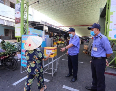 Mỗi hộ dân TP Hồ Chí Minh sẽ được phát 10-15 thẻ vào chợ/30 ngày