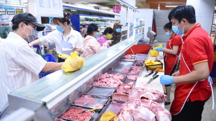 Thịt heo nhập được mùa, heo nội gặp khó vì Covid-19