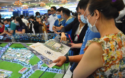 Bất động sản đẩy mạnh bán hàng online