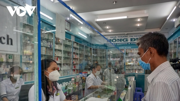 Lợi dụng dịch Covid-19 bùng phát, hãng thuốc âm mưu “đục nước béo cò”