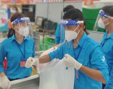 “Đi chợ hộ” cho người dân ở TP Hồ Chí Minh, mỗi nơi một kiểu!