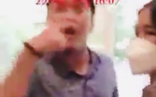 Công an đang làm việc với người xưng 