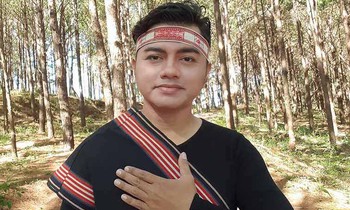 Nghệ sĩ bàng hoàng, 'khó ngờ một người khoẻ mạnh như Y Jang Tuyn lại mất vì COVID-19'