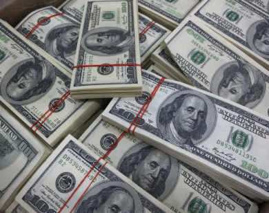 Bão Kompasu mạnh cấp 9 cách đảo Lu-dông (Philipines) 250km