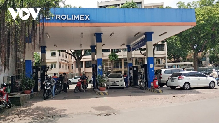 Giá xăng tăng gần chạm mốc 23.000 đồng/lít dù chi mạnh Quỹ Bình ổn