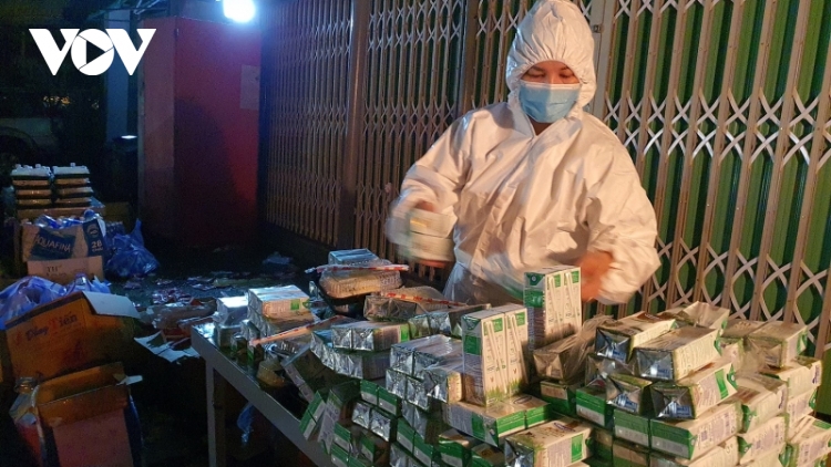 Doanh nghiệp miền Trung: Vượt lên khó khăn, san sẻ yêu thương với cộng đồng