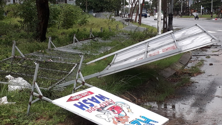 Thủ tướng chỉ đạo khẩn cấp ứng phó với mưa lũ theo phương châm “bốn tại chỗ”
