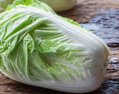 Những người cần thận trọng khi ăn cải thảo