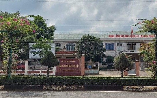 NÓNG: Bộ Công an làm việc với CDC Bình Phước, niêm phong nhiều tài liệu