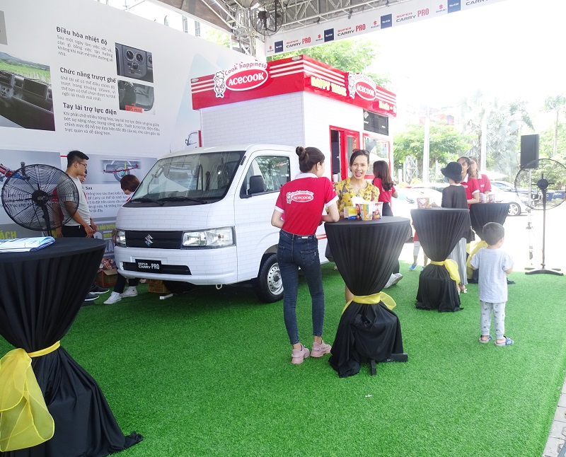 Suzuki Carry cùng chuyến xe Hạnh phúc Acecook sẻ chia hương vị yêu thương đến mọi miền