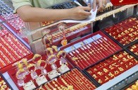 Giá vàng hôm nay 17-2: Tăng trở lại khi lạm phát lan rộng