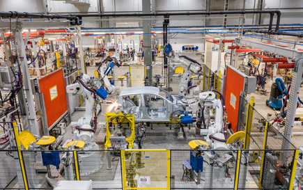 Ngành ôtô lại gặp khó vì thiếu linh kiện