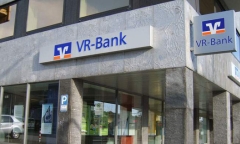 Nga bị loại khỏi hệ thống thanh toán quốc tế SWIFT: Việt Nam có bị ảnh hưởng?