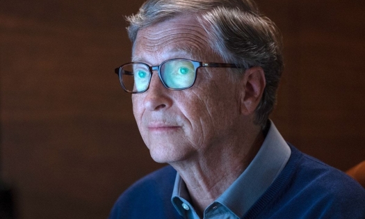 Bill Gates dự đoán công nghệ này sẽ thay thế smartphone