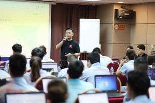 Ngô Minh Chương: Thu nhập khủng nhờ chia sẻ bí quyết kinh doanh trên sàn Thương mại điện tử