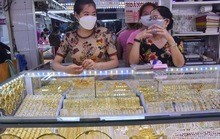 Giá vàng hôm nay 24-5: Vọt lên khi đồng USD giảm giá