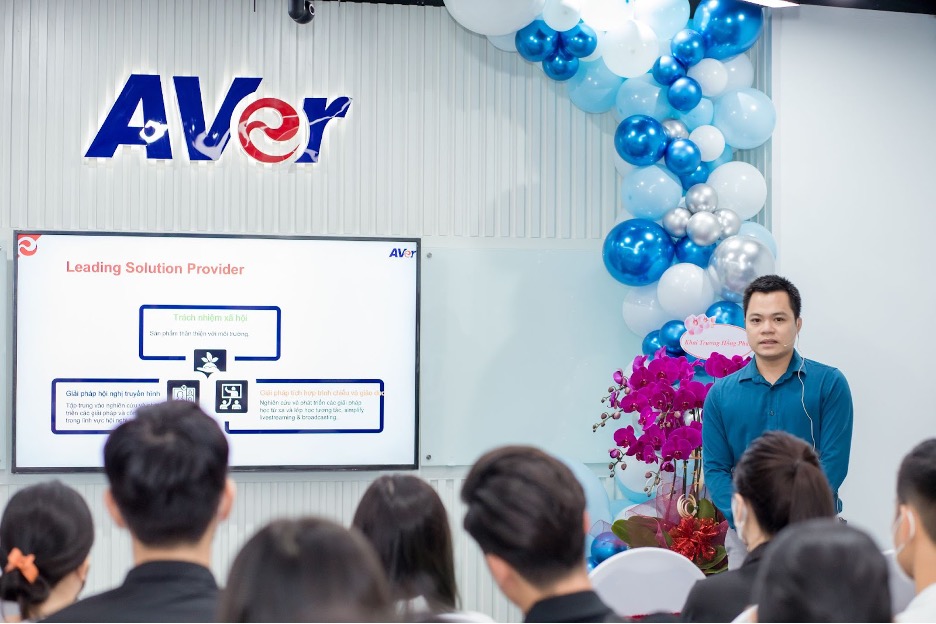 Thực hiện ước mơ số hoá với công nghệ hiện đại của AVer