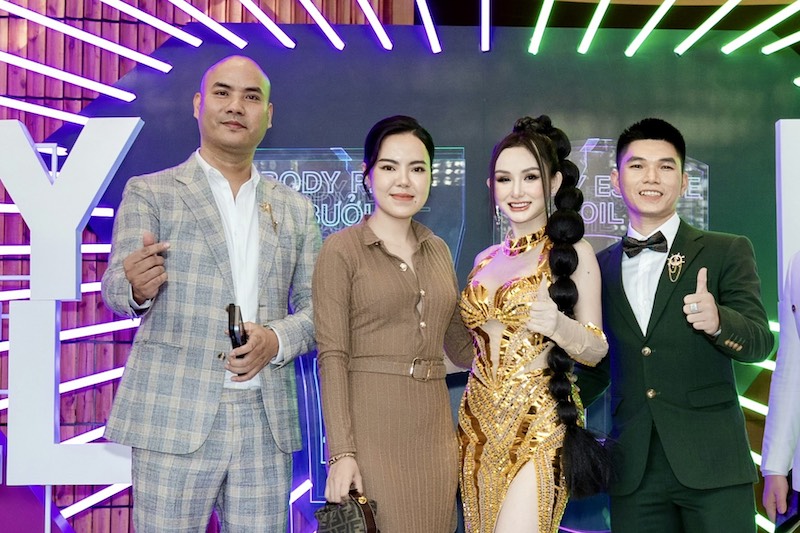 Ca -  nhạc sỹ “triệu đô” A Tuân tái xuất cùng Hoa Hậu Hoàn Vũ 2022 Ngọc Châu