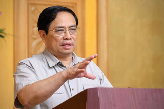 Thủ tướng yêu cầu hoãn các cuộc họp, lãnh đạo tỉnh xuống từng địa bàn để chống bão số 4