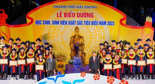 Hải Phòng biểu dương 167 học sinh, sinh viên xuất sắc tiêu biểu
