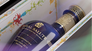 Royal Salute Coronation of King Charles III Edition - Sự nối tiếp dòng chảy nghệ thuật Hoàng gia Anh